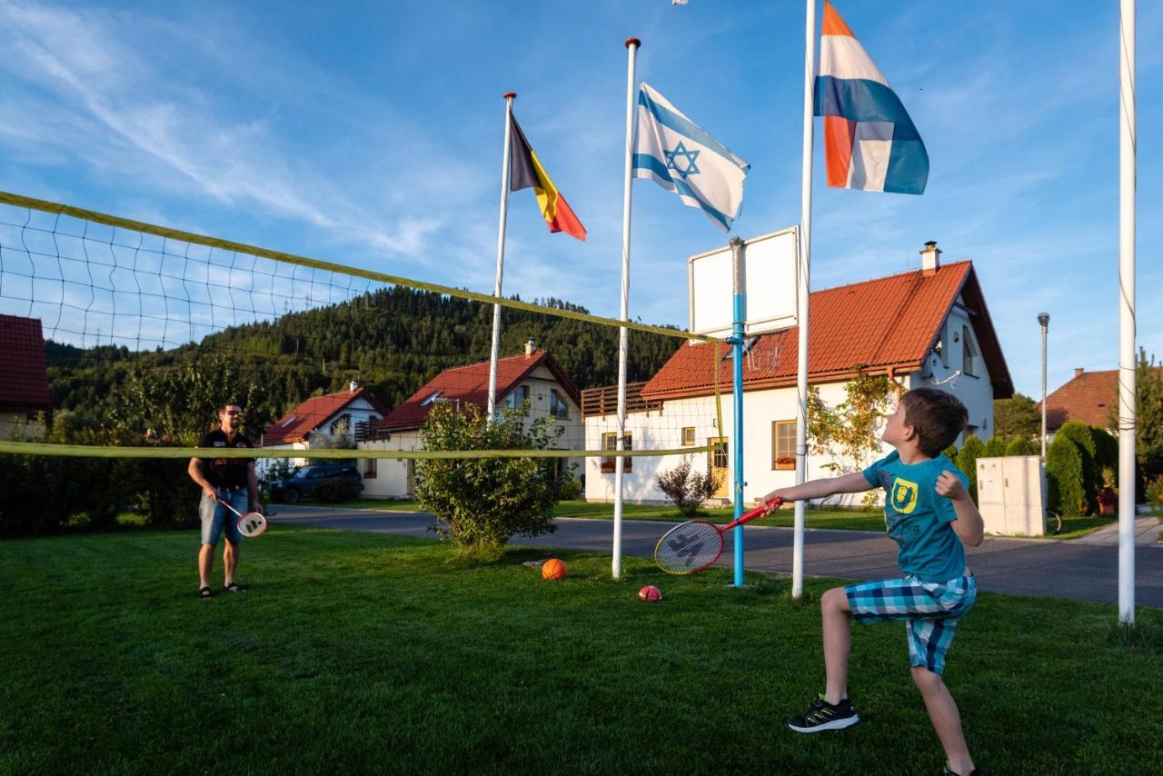 Villapark Vlasky Bešeňová Exteriör bild